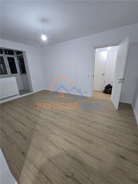 Eroii Revolutiei, vanzare 3 camere
